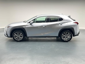 Vehicle image LEXUS UX 250h F-Line