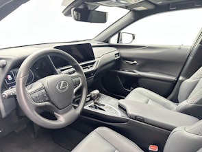 Vehicle image LEXUS UX 250h F-Line