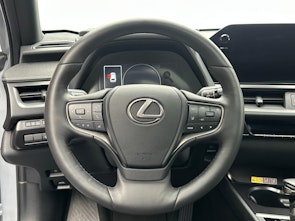 Vehicle image LEXUS UX 250h F-Line