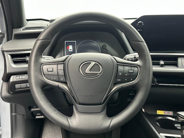 Vehicle image LEXUS UX