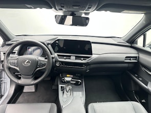 Vehicle image LEXUS UX 250h F-Line