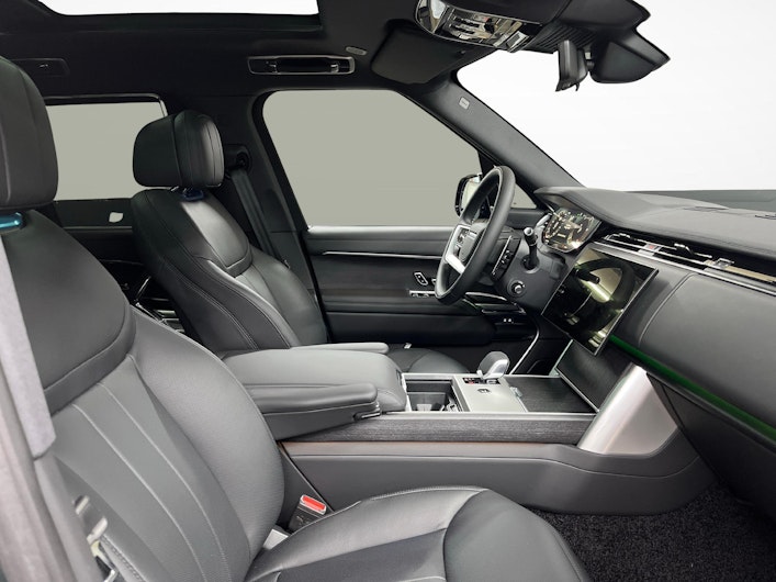 Vehicle image LAND ROVER RANGE ROVER