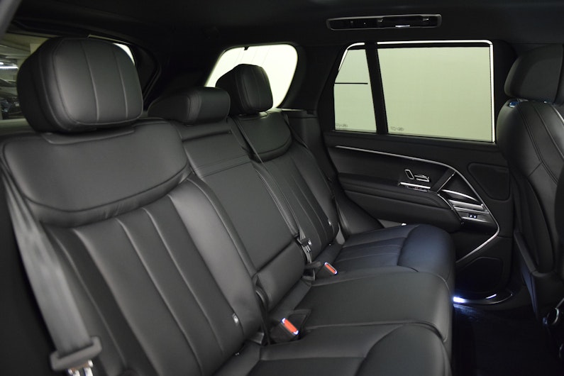 Vehicle image LAND ROVER RANGE ROVER