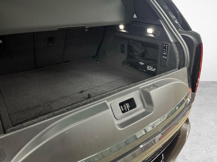 Vehicle image LAND ROVER RANGE ROVER