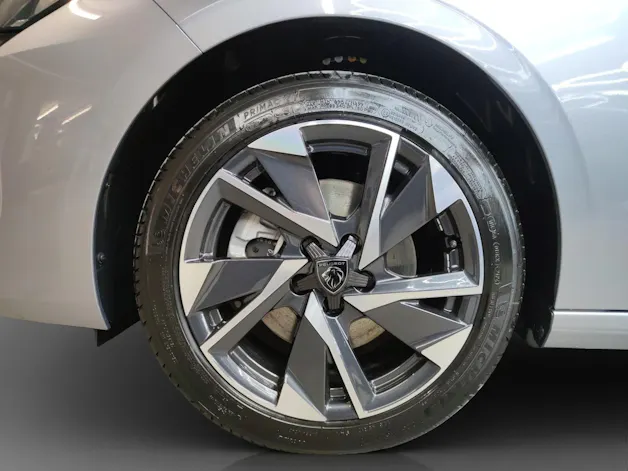 Peugeot 308 1.2 Hybrid Allure