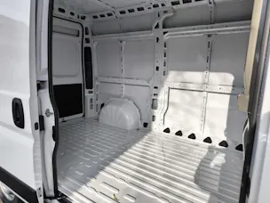 Peugeot Boxer Kaw. 335 L2H2 2.2 BlueHDi 140 S/S