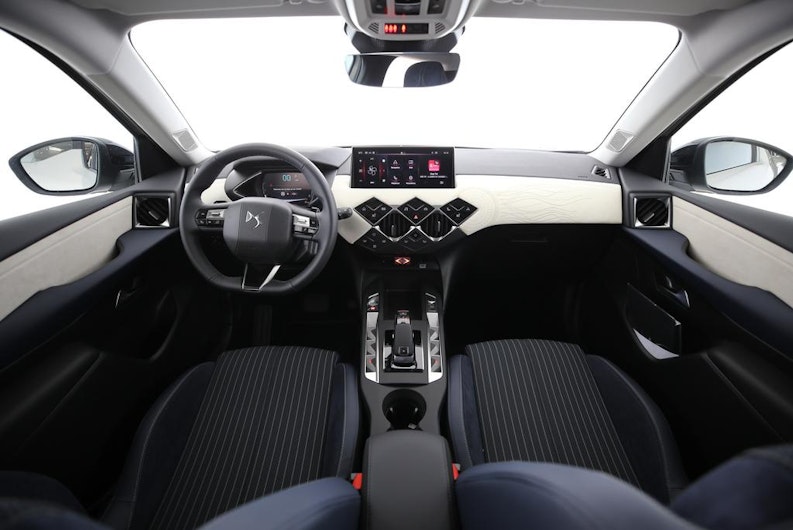 Vehicle image DS AUTOMOBILES DS3