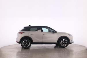 Vehicle image DS AUTOMOBILES Crossback 1.2 Hybrid Jules Verne