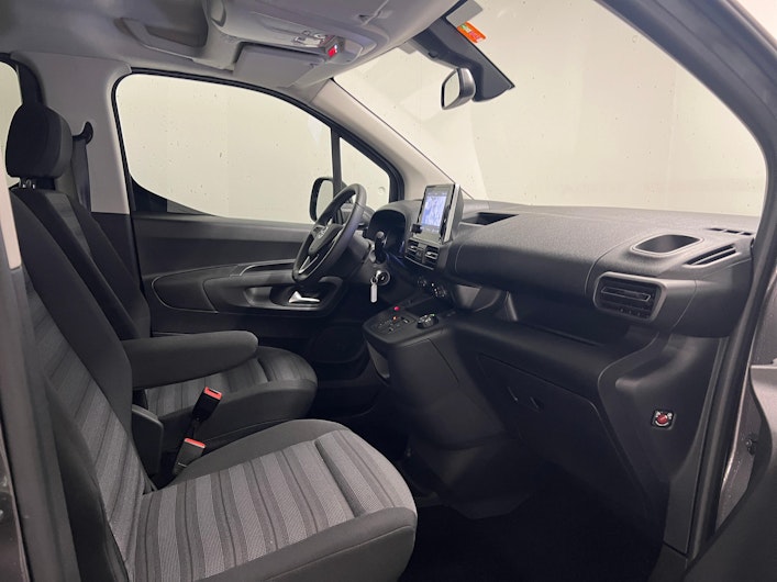 Vehicle image OPEL COMBO
