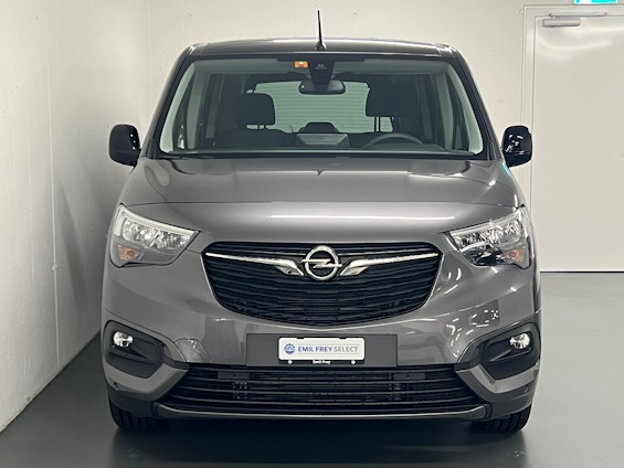 Vehicle image 5 Vehicle image 5