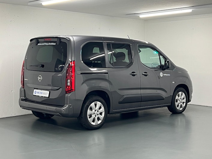 Vehicle image OPEL COMBO
