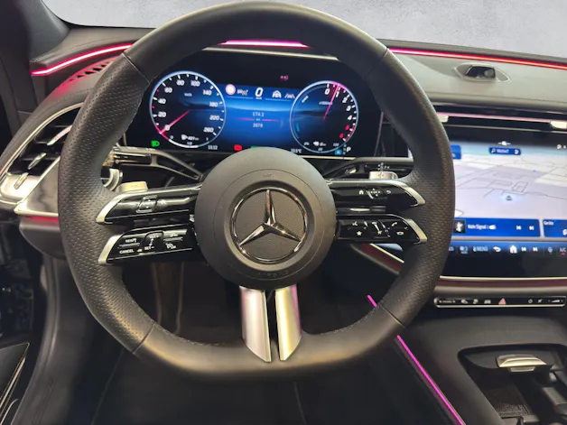 Mercedes-Benz E 300 de AMG Line 4Matic