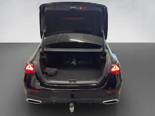 Mercedes-Benz E 300 de AMG Line 4Matic