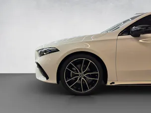Mercedes-Benz A 200 AMG Line Night Star