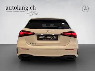 Mercedes-Benz A 200 AMG Line Night Star