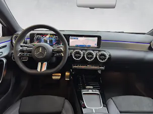 Mercedes-Benz A 200 AMG Line Night Star