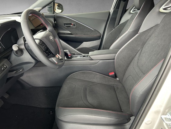 Vehicle image 7 Vehicle image 7