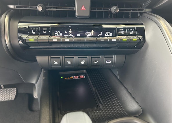 Vehicle image 11 Vehicle image 11