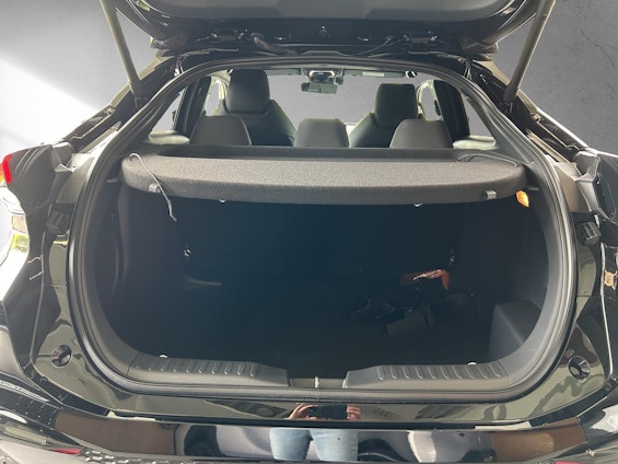 Vehicle image 14 Vehicle image 14