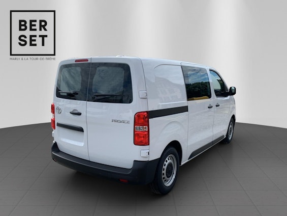 Vehicle image 3 Vehicle image 3