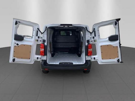 Vehicle image 10 Vehicle image 10