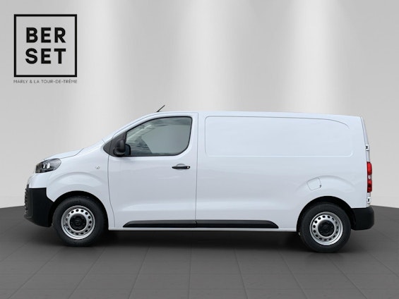 Vehicle image 6 Vehicle image 6