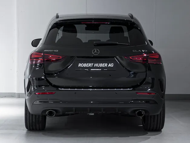 Mercedes-Benz GLA 35 AMG 4MATIC