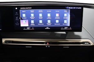 Vehicle image BMW iX xDrive40