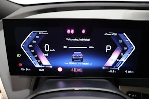 Vehicle image BMW iX xDrive40