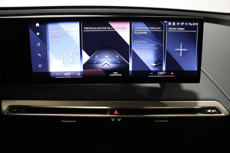 Vehicle image BMW iX