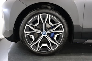 Vehicle image BMW iX xDrive40
