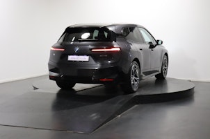 Vehicle image BMW iX xDrive40