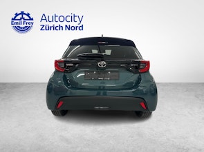 Vehicle image TOYOTA Yaris 1.5 VVT-i HSD Trend