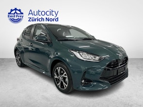 Vehicle image TOYOTA Yaris 1.5 VVT-i HSD Trend