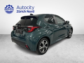 Vehicle image TOYOTA Yaris 1.5 VVT-i HSD Trend