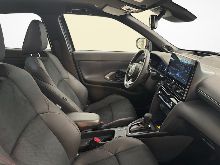 Vehicle image TOYOTA YARIS CROSS