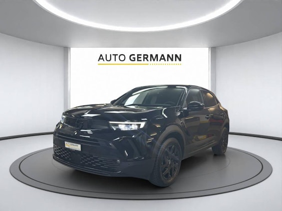 First vehicle image
