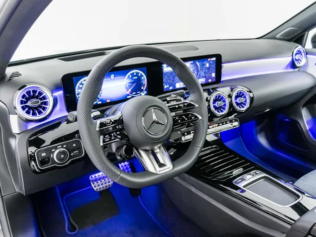 Mercedes-Benz A 35 AMG 4MATIC