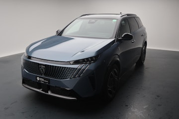 Vehicle image PEUGEOT 5008 e-Launch Edition AWD