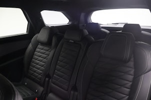 Vehicle image PEUGEOT 5008 e-Launch Edition AWD