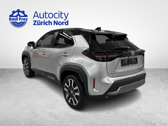 Fahrzeugbild TOYOTA YARIS CROSS