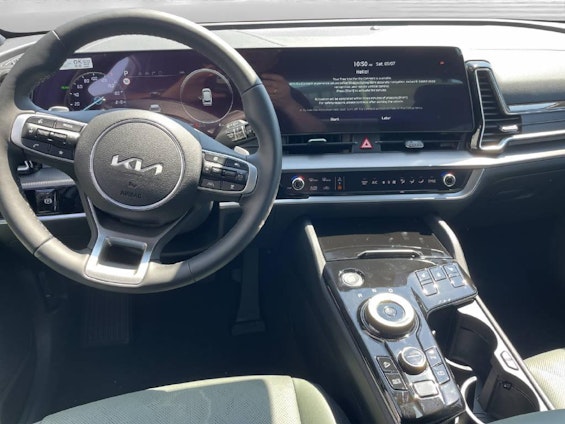 Vehicle image 4 Vehicle image 4