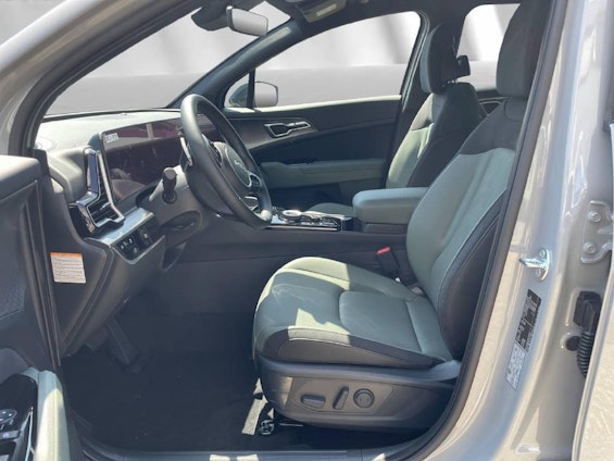 Vehicle image 3 Vehicle image 3