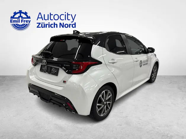 Toyota Yaris 1.5 VVT-i HSD GR Sport