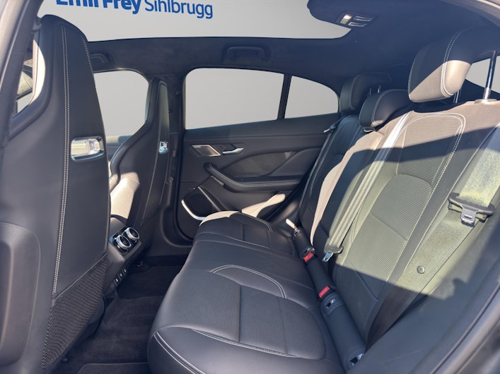 Vehicle image JAGUAR I-PACE