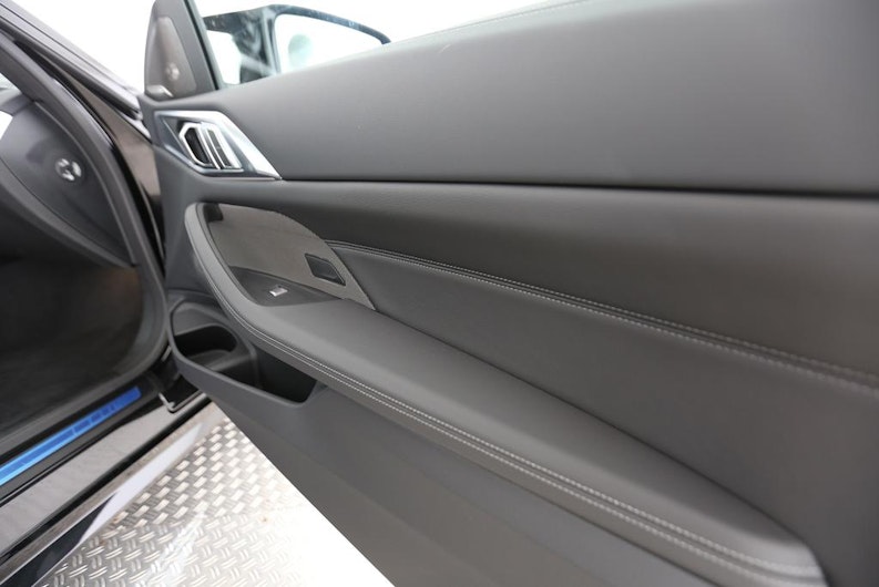 Vehicle image BMW 4 SERIES