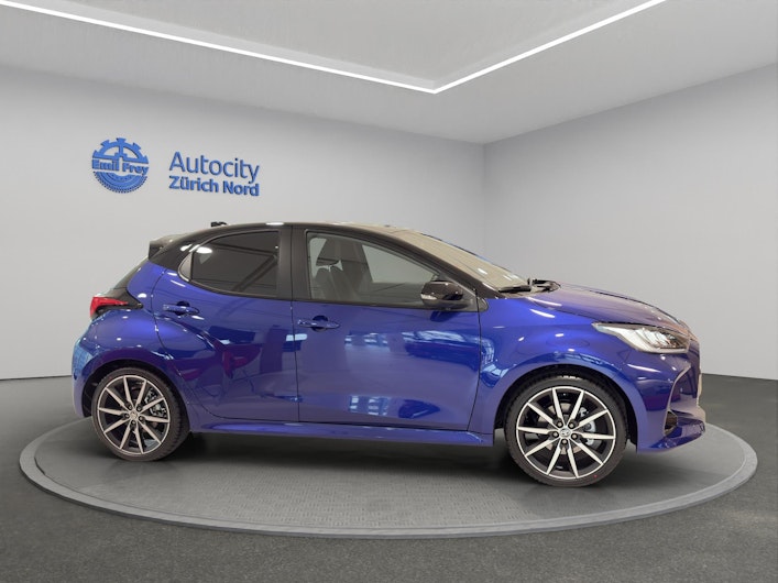 Vehicle image TOYOTA YARIS