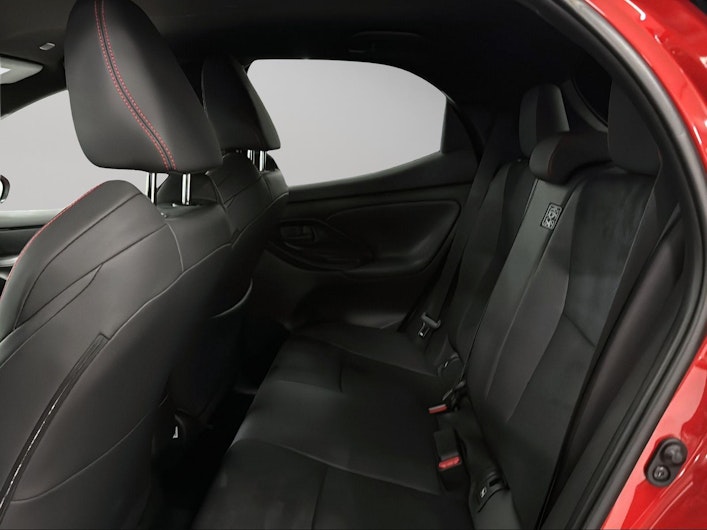 Vehicle image TOYOTA YARIS