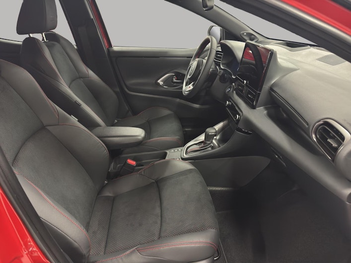 Vehicle image TOYOTA YARIS