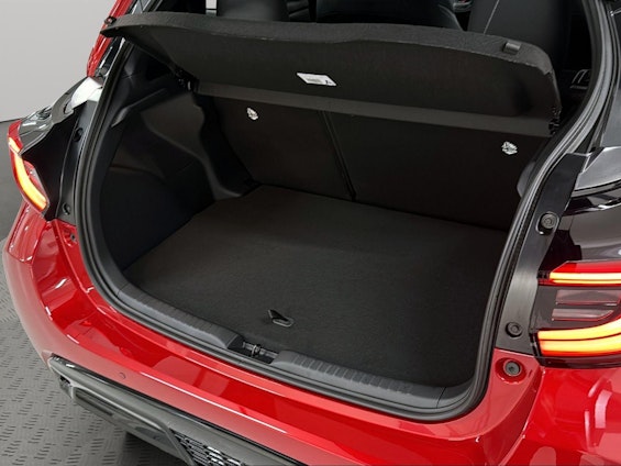 Vehicle image 4 Vehicle image 4